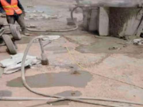 金水水泥混凝土路面板底注浆技术 路面脱空注浆整治方案